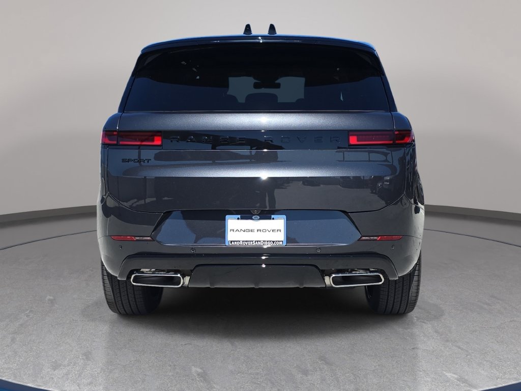 New 2027 Land Rover Range Rover Sport Dynamic SE AWD/4WD image 6