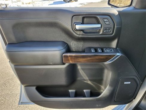 Used 2019 GMC Sierra 1500 SLT w/ SLT Premium Plus Package image 31