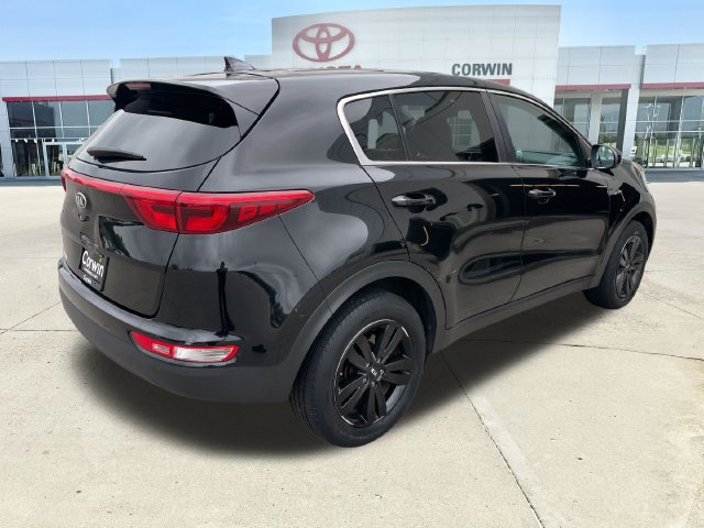 Used 2017 Kia Sportage LX AWD/4WD image 5