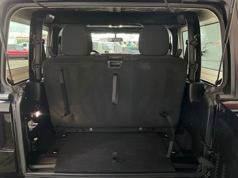 Used 2021 Jeep Wrangler Rubicon image 22