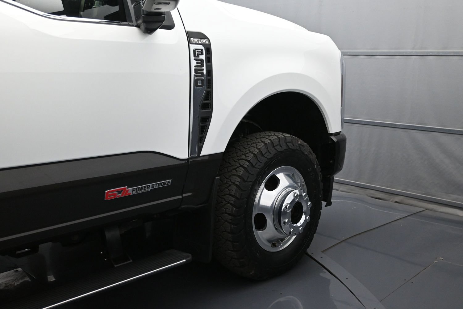 Used 2024 Ford F350 King Ranch w/ FX4 Off-Road Package AWD/4WD image 51