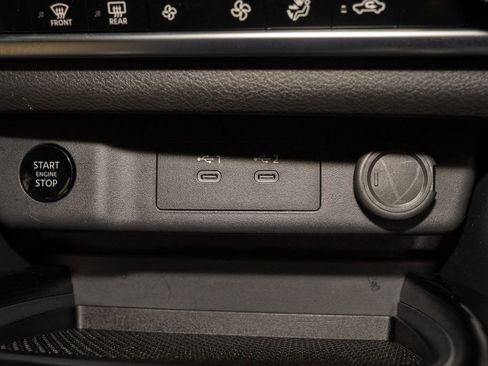 Certified 2025 Nissan Rogue SV image 15