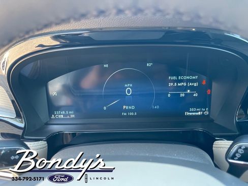 Used 2024 Lincoln Corsair FWD image 4