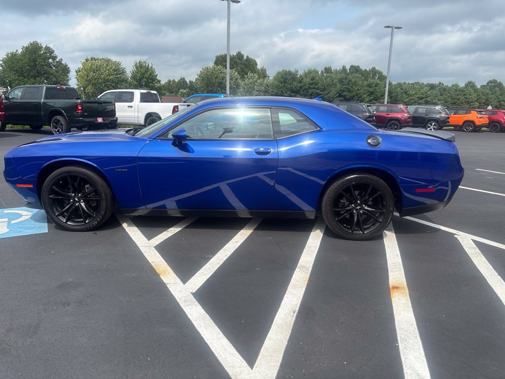 Used 2018 Dodge Challenger R/T w/ Blacktop Package RWD image 6