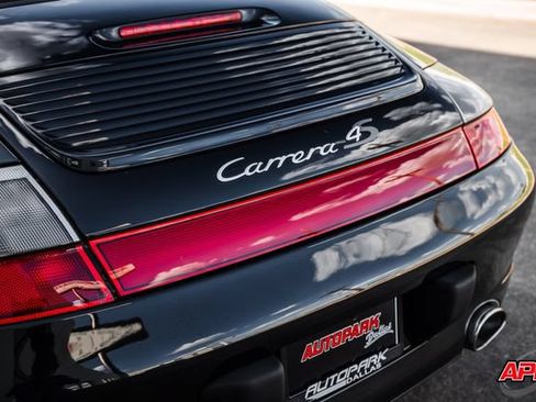 Used 2004 Porsche 911 Carrera 4S AWD/4WD image 26