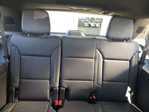 Used 2025 Chevrolet Tahoe LT image 29