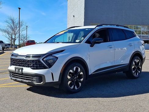 Certified 2023 Kia Sportage X-Line image 3