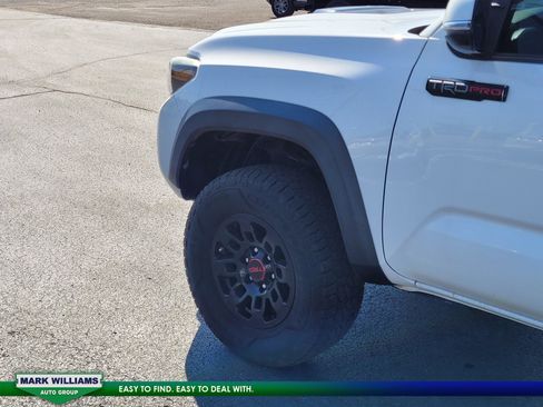 Used 2019 Toyota Tacoma TRD Pro image 11