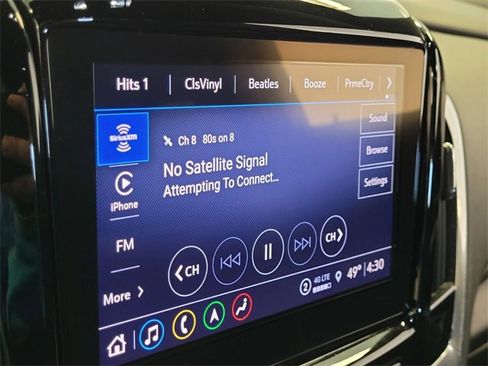 Used 2023 Chevrolet Traverse RS image 18