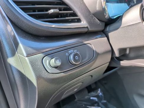 Used 2020 Buick Encore Preferred w/ Safety Package image 13