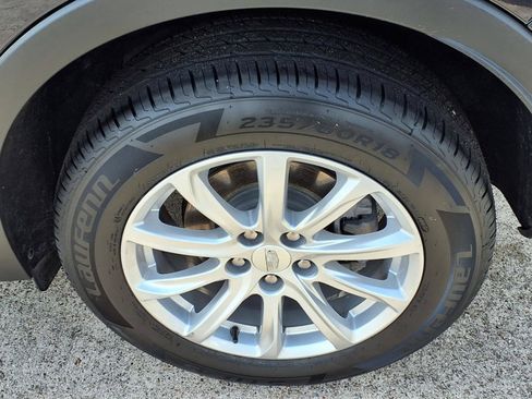 Used 2022 Cadillac XT4 Luxury FWD image 10