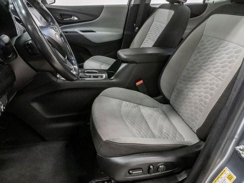 Used 2018 Chevrolet Equinox LT w/ Sun & Infotainment Package AWD/4WD image 11