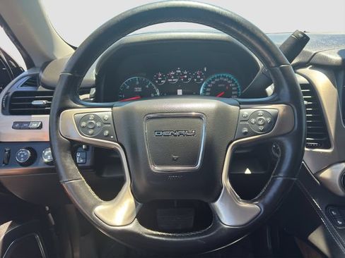 Used 2018 GMC Yukon XL Denali w/ Denali Ultimate Package AWD/4WD image 17