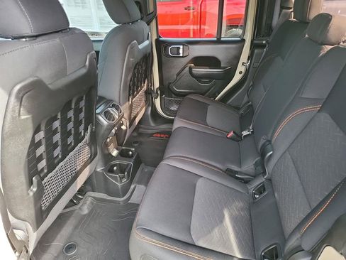 Used 2022 Jeep Gladiator Mojave w/ Trailer Tow Package image 16