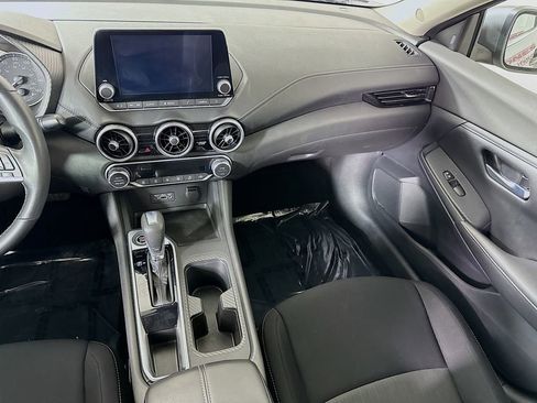 Used 2021 Nissan Sentra SV image 25