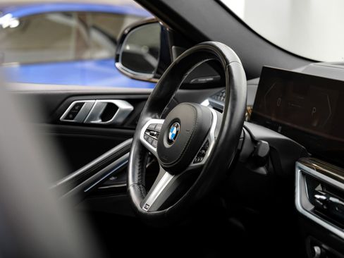 Used 2025 BMW X6 xDrive40i AWD/4WD image 18