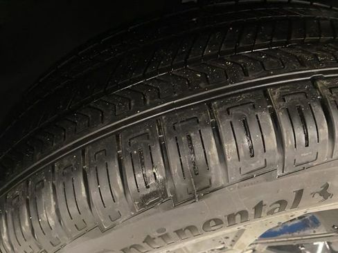 New 2026 Chevrolet Equinox LT w/ Midnight Edition image 28