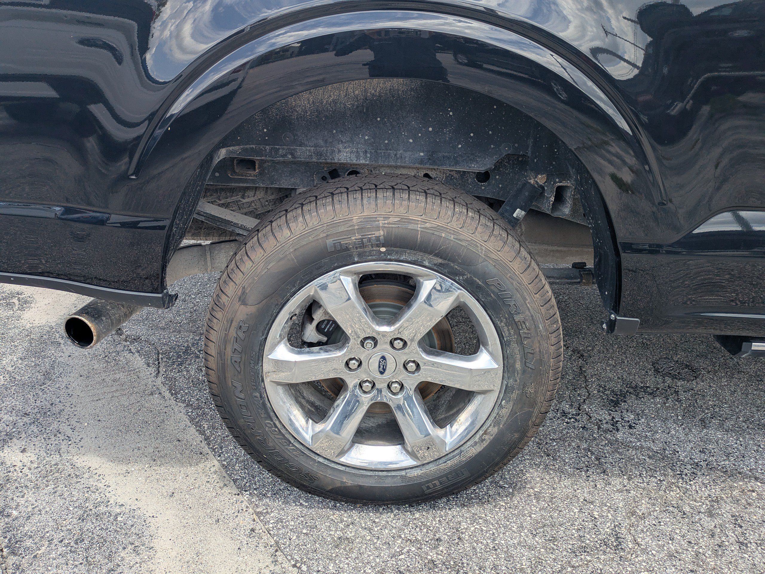 Used 2023 Ford F150 Lariat w/ Equipment Group 502A High AWD/4WD image 11