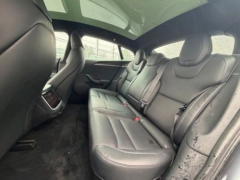 Used 2022 Tesla Model S Plaid image 21
