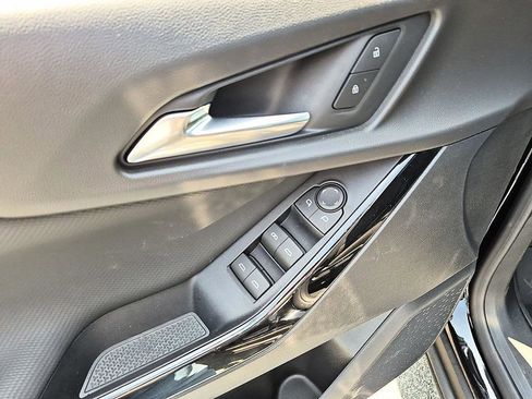 New 2026 Chevrolet Equinox LT FWD image 13