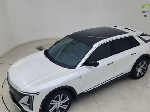 Used 2024 Cadillac Lyriq Tech w/ Driver Assist Package RWD image 82