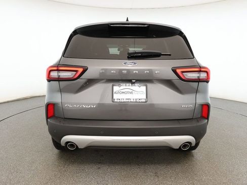 Used 2024 Ford Escape Platinum image 5