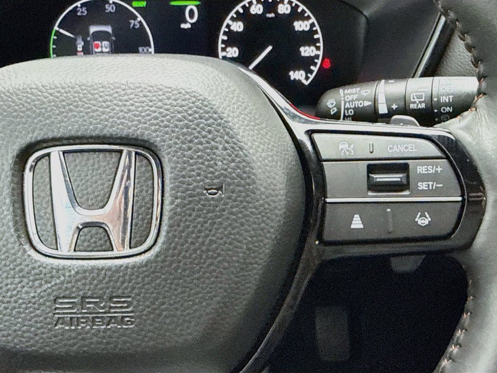 Used 2024 Honda CR-V Sport Touring image 12