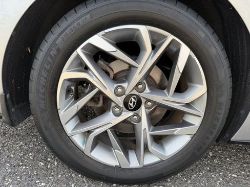 Used 2020 Hyundai Sonata SEL w/ Convenience + Sunroof Package image 16