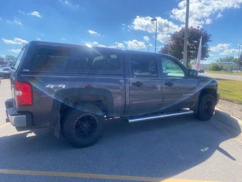Used 2010 Chevrolet Silverado 1500 LT AWD/4WD image 4