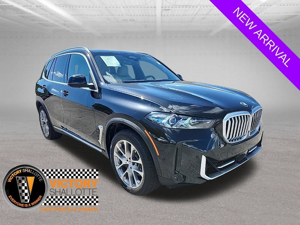 Used 2025 BMW X5 sDrive40i w/ Premium Package RWD image 1