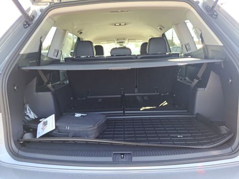 New 2026 Volkswagen Atlas SE image 25