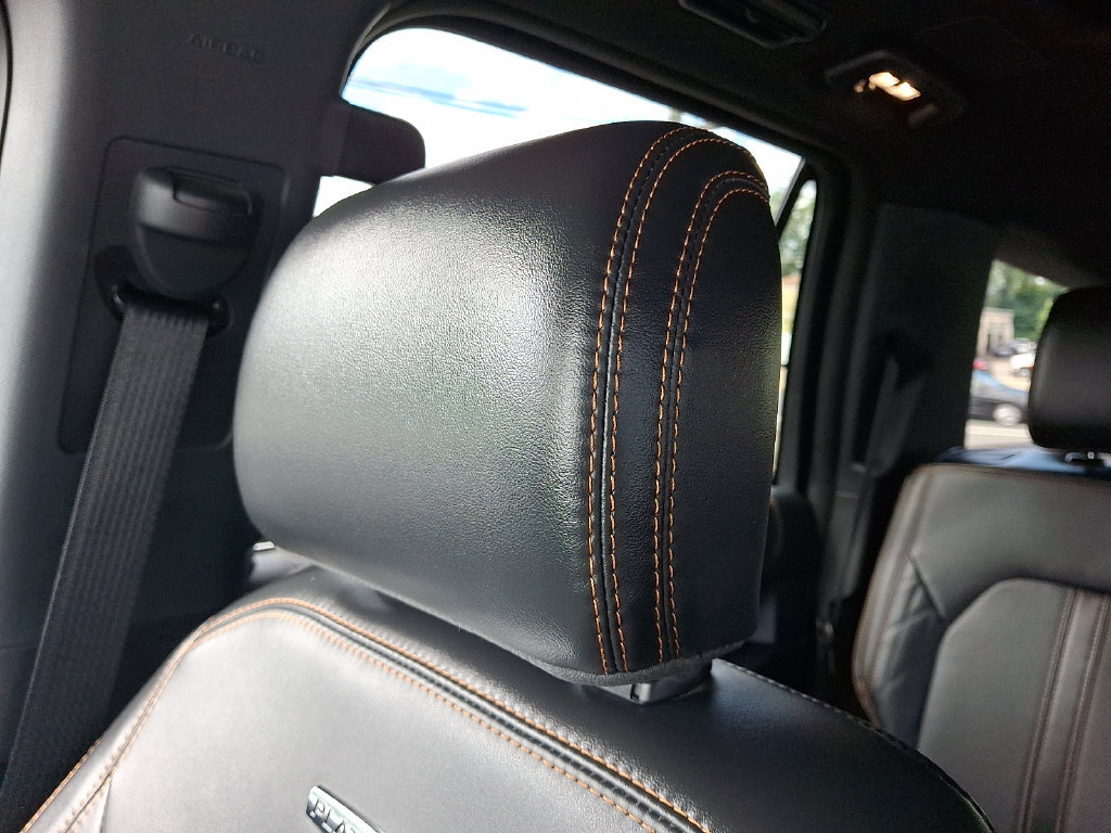 Used 2022 Ford Expedition Platinum AWD/4WD image 18