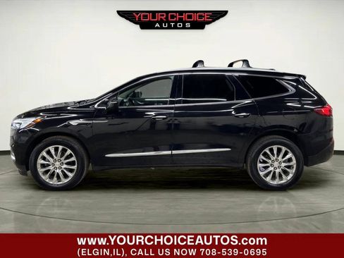 Used 2018 Buick Enclave Essence AWD/4WD image 2