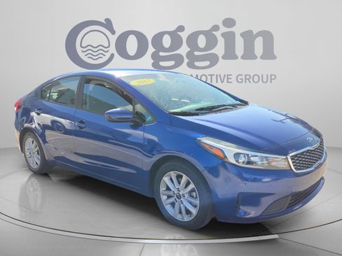 Used 2017 Kia Forte LX w/ LX Popular Package FWD image 7