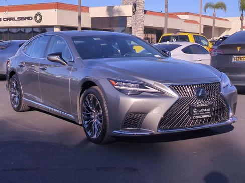 Used 2022 Lexus LS 500 image 3