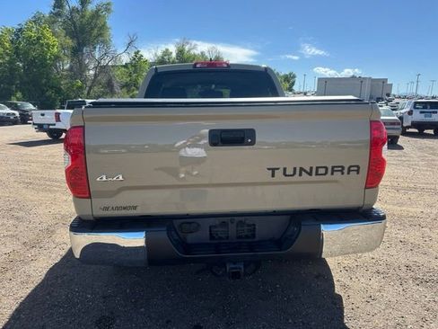 Used 2020 Toyota Tundra SR5 w/ SR5 Upgrade Package AWD/4WD image 4