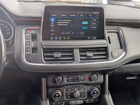 Used 2021 Chevrolet Suburban Premier w/ Premium Package image 20