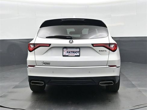 Used 2022 Acura MDX FWD w/ Technology Package image 5