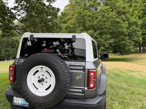Used 2024 Ford Bronco Heritage Edition AWD/4WD image 8
