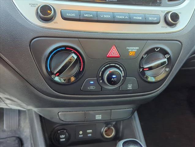 Used 2018 Hyundai Accent SE FWD image 18