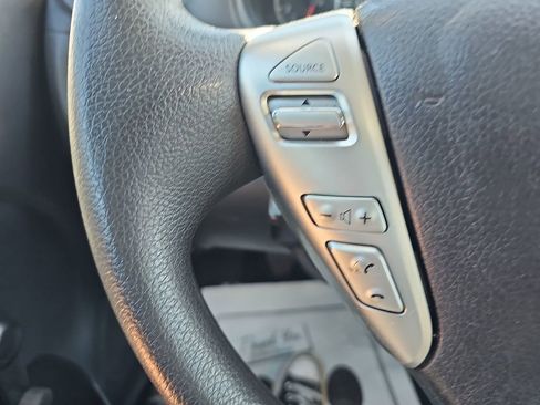 Used 2017 Nissan Versa S image 21