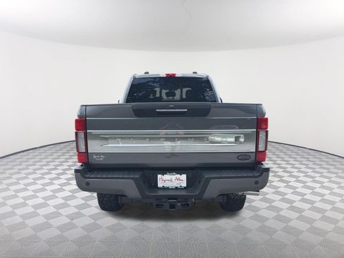 Used 2022 Ford F350 Platinum w/ Tremor Off-Road Package AWD/4WD image 5