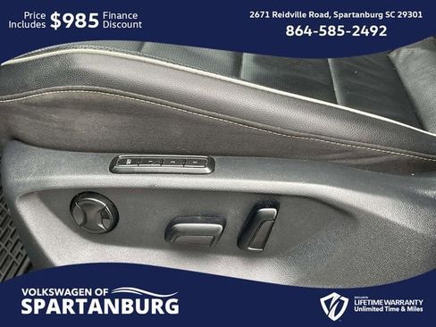 Used 2022 Volkswagen Tiguan SEL R-Line image 18