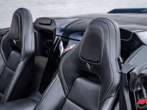 Used 2014 Chevrolet Corvette Stingray Z51 w/ 3LT Preferred Equipment Group image 22