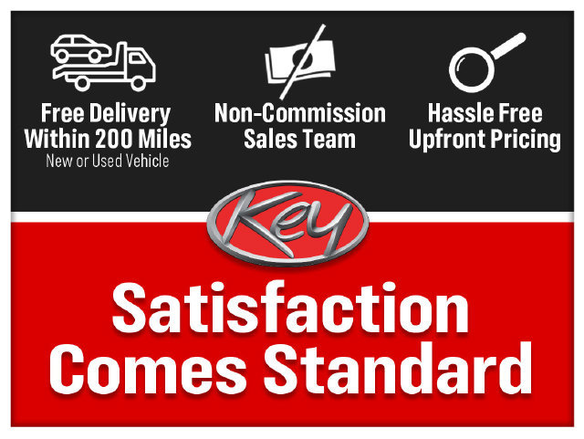Used 2025 GMC Sierra 1500 SLT AWD/4WD image 2