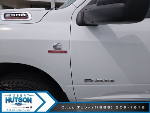 Used 2025 RAM 2500 Big Horn AWD/4WD image 23
