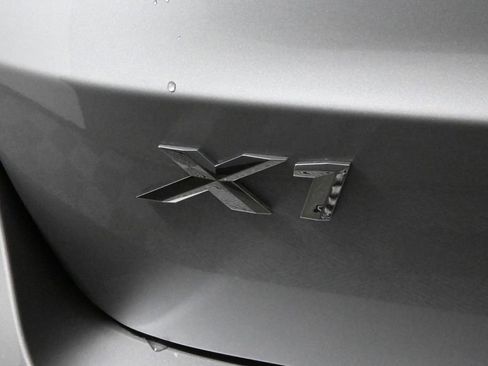 Used 2026 BMW X1 xDrive28i w/ Technology Package image 38