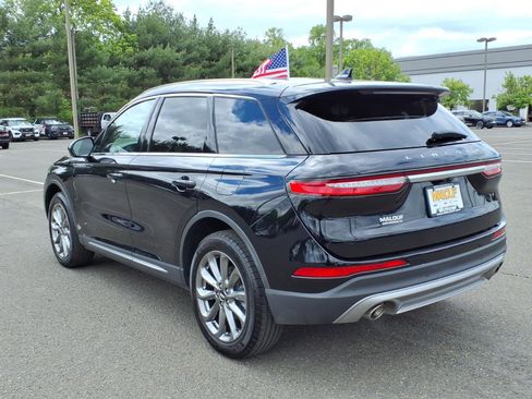 Used 2022 Lincoln Corsair AWD w/ Premium Package image 4