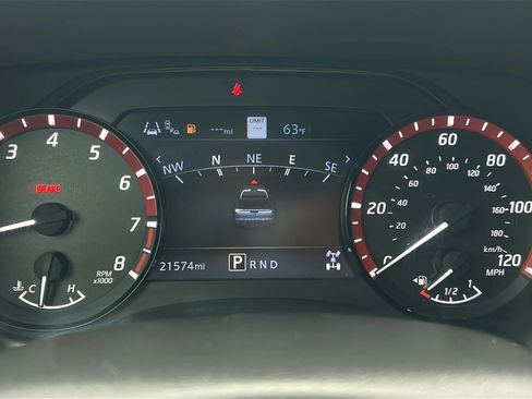 Used 2024 Nissan Frontier PRO-4X w/ Pro Convenience Package AWD/4WD image 26