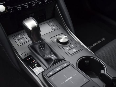 Used 2025 Lexus IS 500 w/ Accessory Package 2 RWD image 12